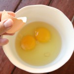 Tired of chasing around a little piece of egg shell with your finger or spoon? Use this easy tip to remove broken egg shells from a bowl and your life will be changed forever!